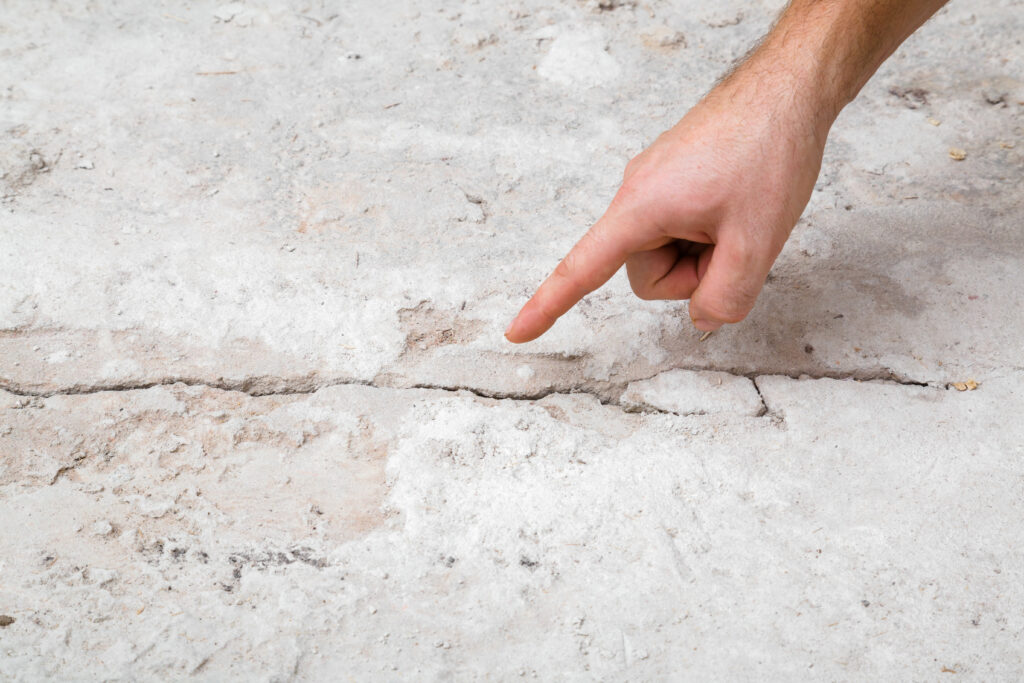 What Are The Common Causes Of Concrete Slab Foundation Cracks?